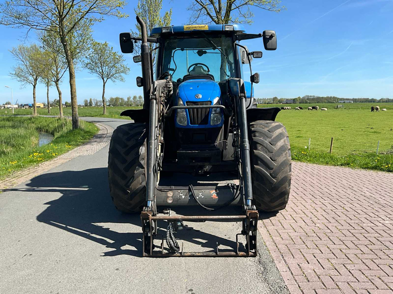 New Holland TS100A - Tractor: foto 3 New Holland TS100A - Tractor: foto 3