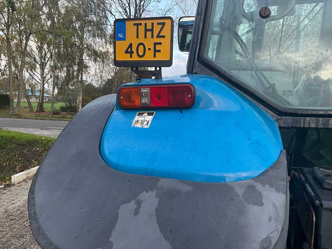 Tractor New holland TS90: foto 29 Tractor New holland TS90: foto 29