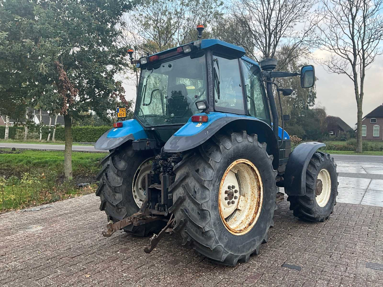 Tractor New holland TS90: foto 6 Tractor New holland TS90: foto 6