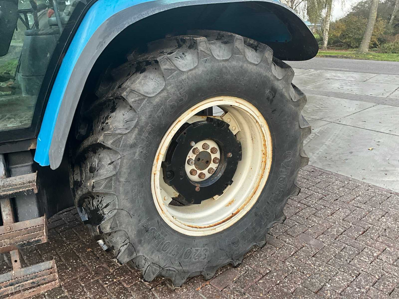 Tractor New holland TS90: foto 25 Tractor New holland TS90: foto 25