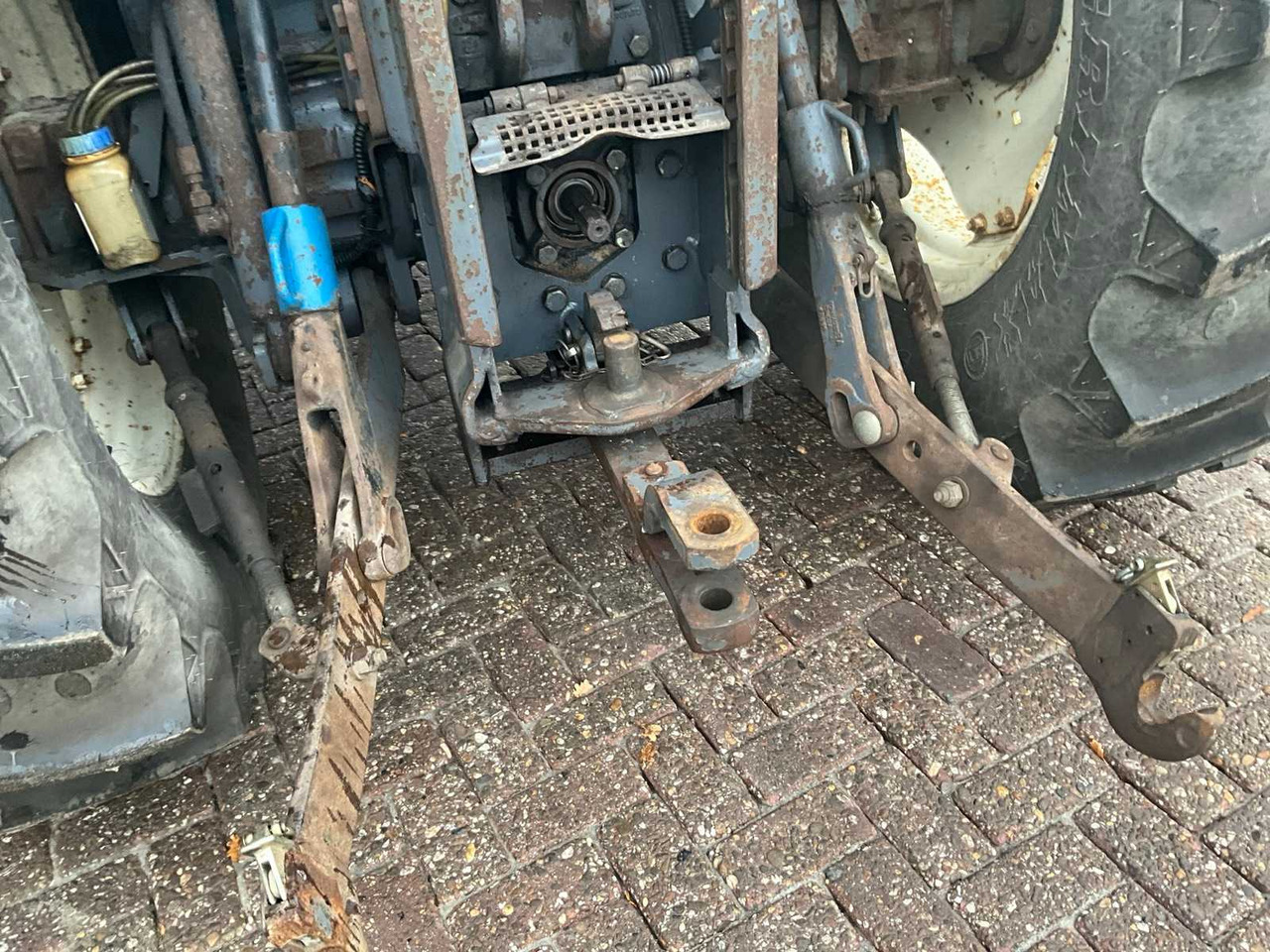 Tractor New holland TS90: foto 17 Tractor New holland TS90: foto 17