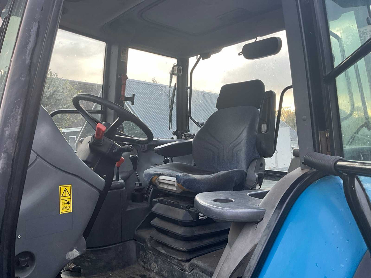 Tractor New holland TS90: foto 32 Tractor New holland TS90: foto 32