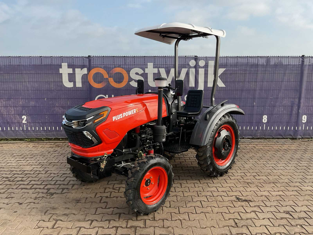 Plus power TT254 - Mini tractor: foto 1 Plus power TT254 - Mini tractor: foto 1