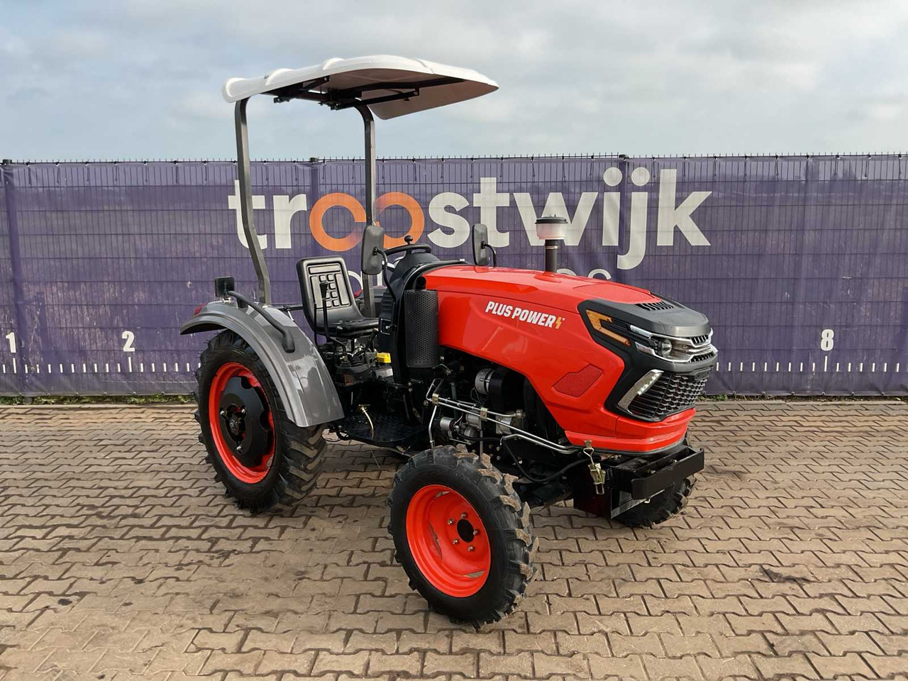 Plus power TT254 - Mini tractor: foto 2 Plus power TT254 - Mini tractor: foto 2