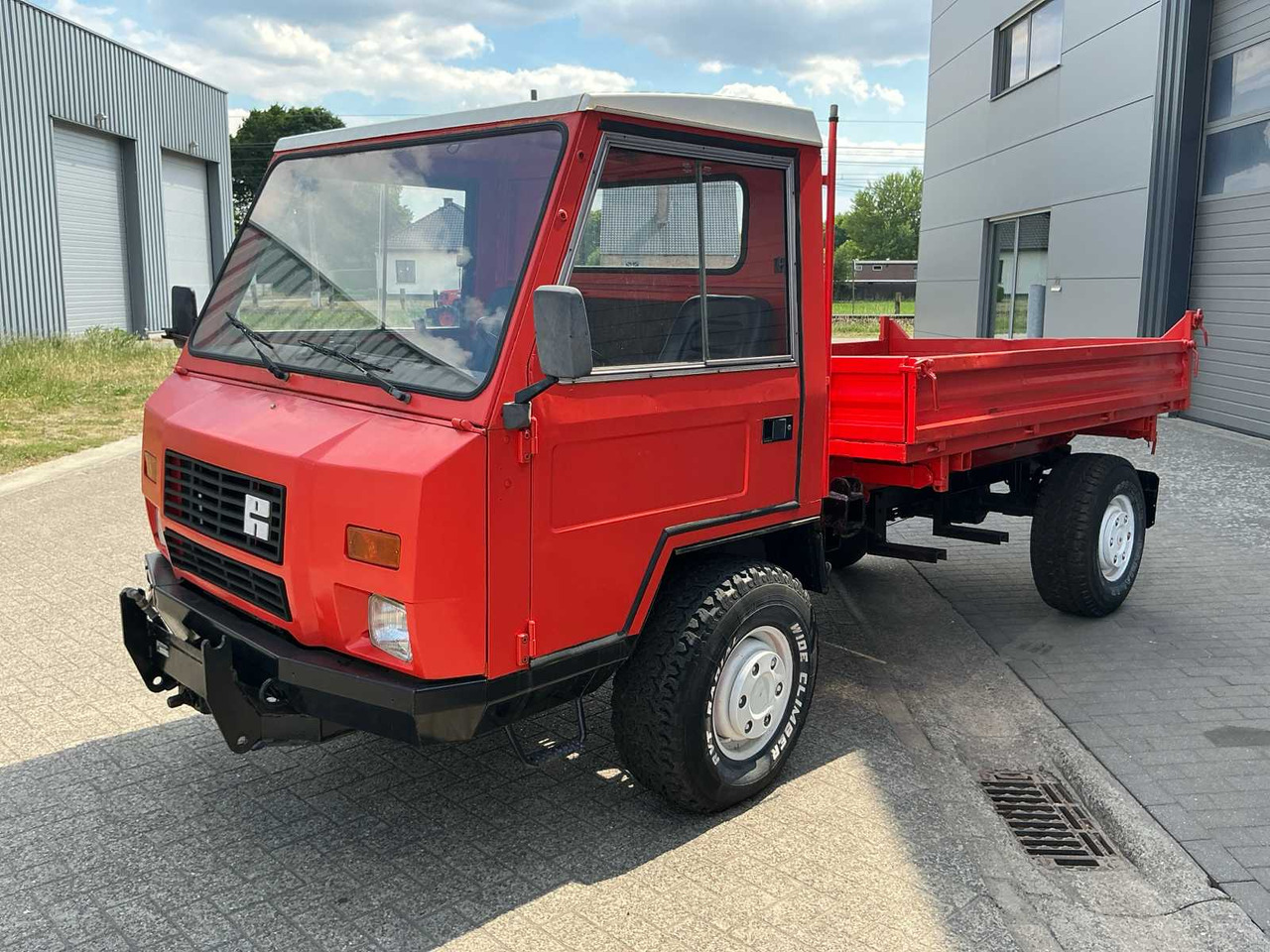 Reform Metrac 500L - Tractor: foto 1 Reform Metrac 500L - Tractor: foto 1
