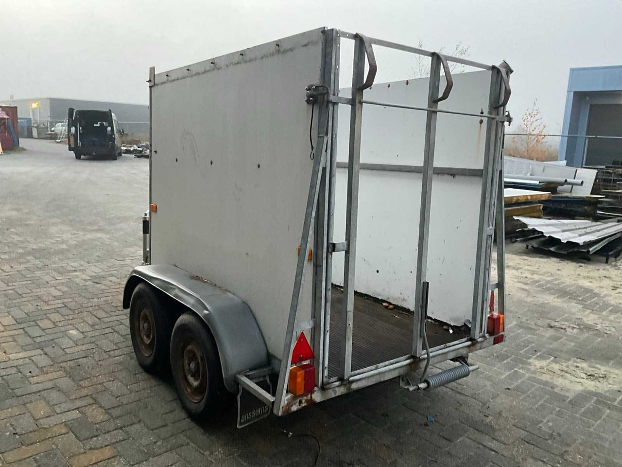 1987 SARIS P-2055 TRAILER - Remolque: foto 4 1987 SARIS P-2055 TRAILER - Remolque: foto 4