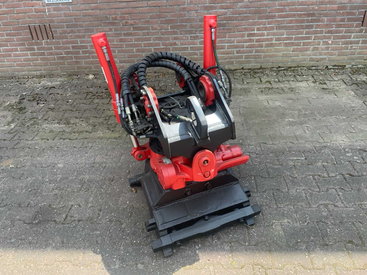 Rototilt RT 40 - Cazo para excavadora: foto 3 Rototilt RT 40 - Cazo para excavadora: foto 3