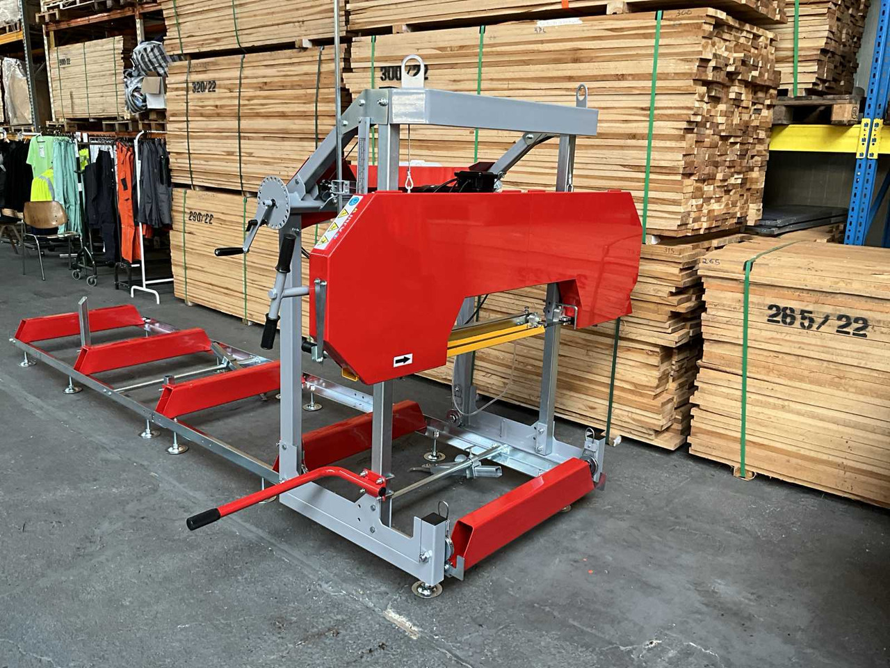 Saw mill GT32 - Maquinaria de jardinería: foto 1 Saw mill GT32 - Maquinaria de jardinería: foto 1