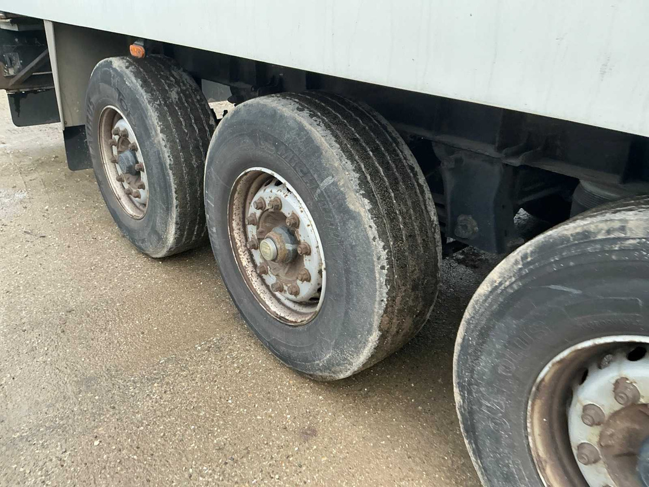 Semirremolque 2003 VAN HOOL 3B0049 CONDITIONED SEMI-TRAILER: foto 14 Semirremolque 2003 VAN HOOL 3B0049 CONDITIONED SEMI-TRAILER: foto 14