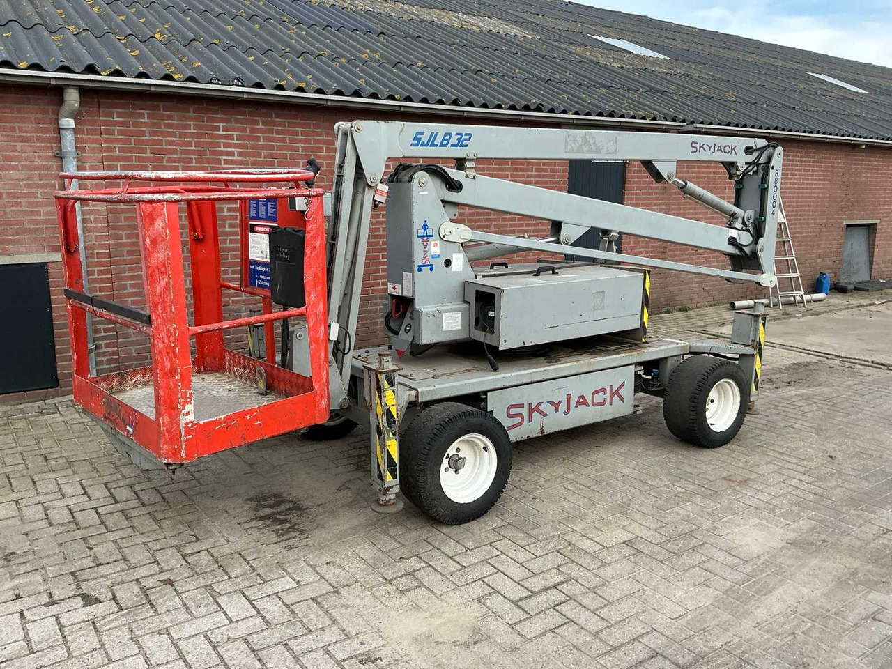 Skyjack 2002 SKYJACK SJLB32 ELECTRIC BOOM LIFT - Plataforma elevadora: foto 2 Skyjack 2002 SKYJACK SJLB32 ELECTRIC BOOM LIFT - Plataforma elevadora: foto 2