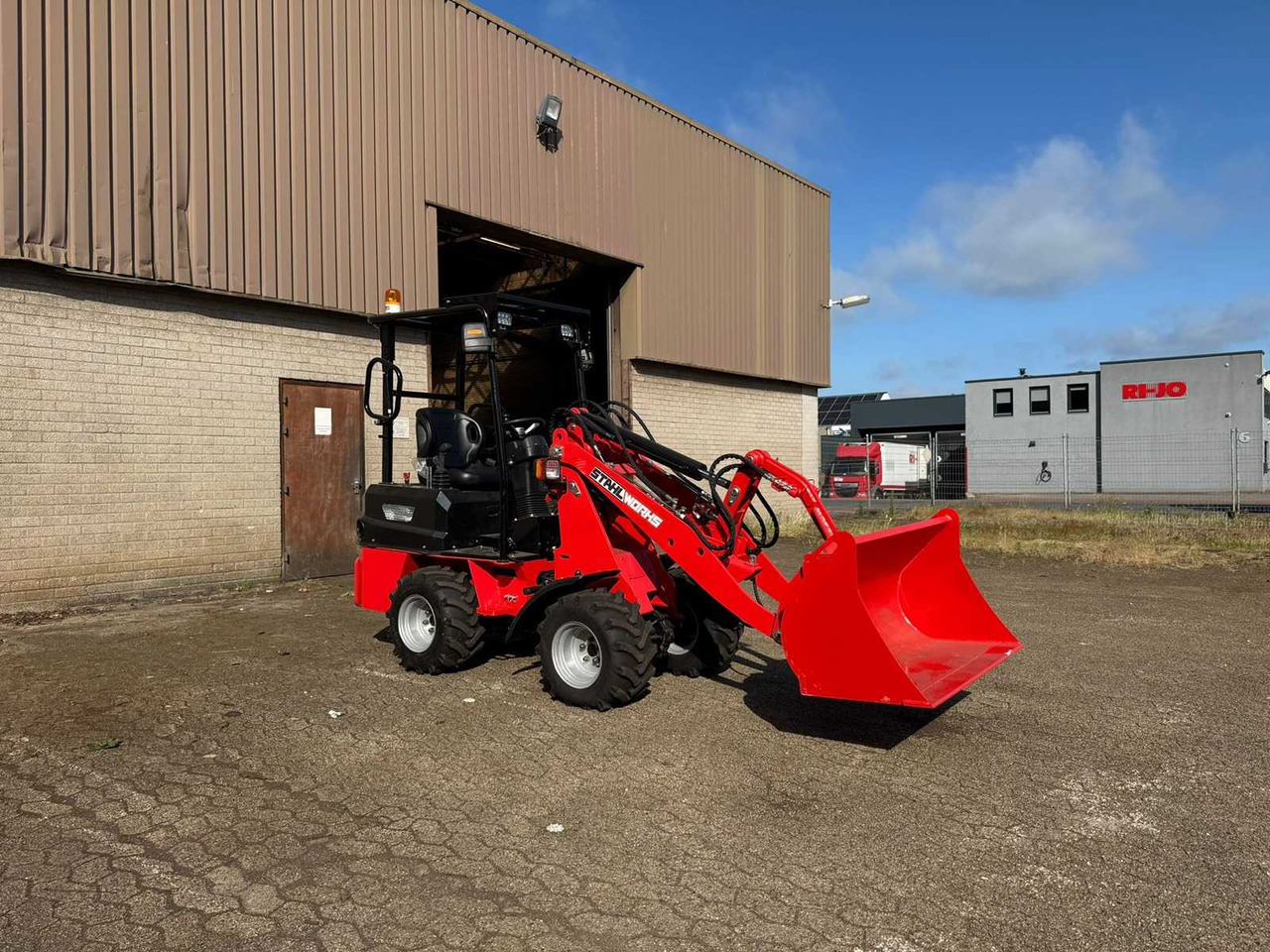 Stahlworks 2024 STAHLWORKS R906 SHOVEL - Cargadora de ruedas: foto 1 Stahlworks 2024 STAHLWORKS R906 SHOVEL - Cargadora de ruedas: foto 1