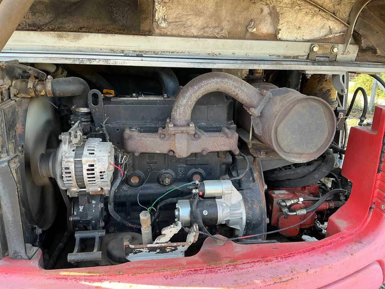 Takeuchi TAKEUCHI - TB175 - MIDI-EXCAVATOR - 2006 - Excavadora de cadenas: foto 4 Takeuchi TAKEUCHI - TB175 - MIDI-EXCAVATOR - 2006 - Excavadora de cadenas: foto 4