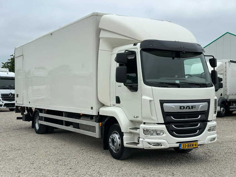 DAF LF 210 LF210.14. EURO6. 2021.288dkm. 810x248x230. 5797kg Laadvermogen. - Camión caja cerrada: foto 2 DAF LF 210 LF210.14. EURO6. 2021.288dkm. 810x248x230. 5797kg Laadvermogen. - Camión caja cerrada: foto 2