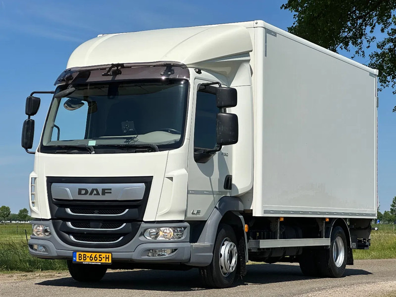 DAF LF 230 LF230.12 EURO6. 61797km!! 440x244x228 Bakwagen met Laadklep. - Camión caja cerrada: foto 1 DAF LF 230 LF230.12 EURO6. 61797km!! 440x244x228 Bakwagen met Laadklep. - Camión caja cerrada: foto 1