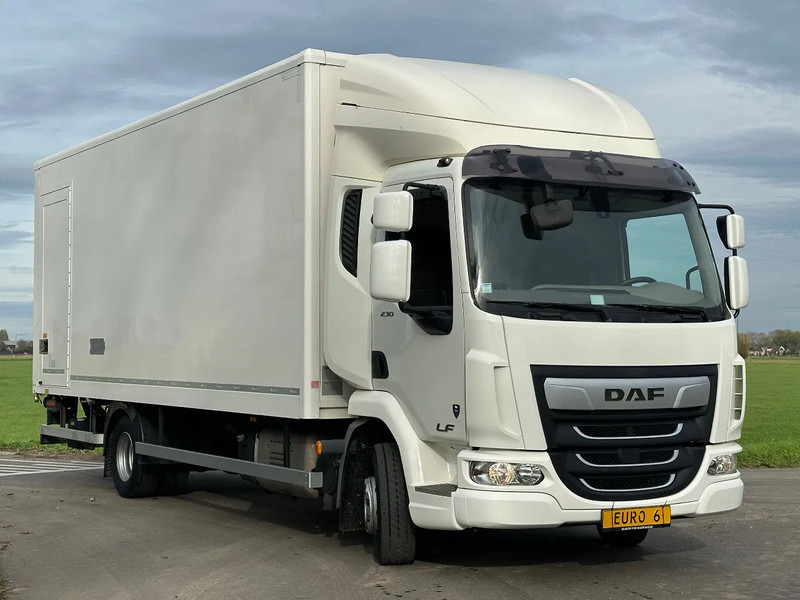 DAF LF230.12 EURO6. 2019. - Camión caja cerrada: foto 2 DAF LF230.12 EURO6. 2019. - Camión caja cerrada: foto 2