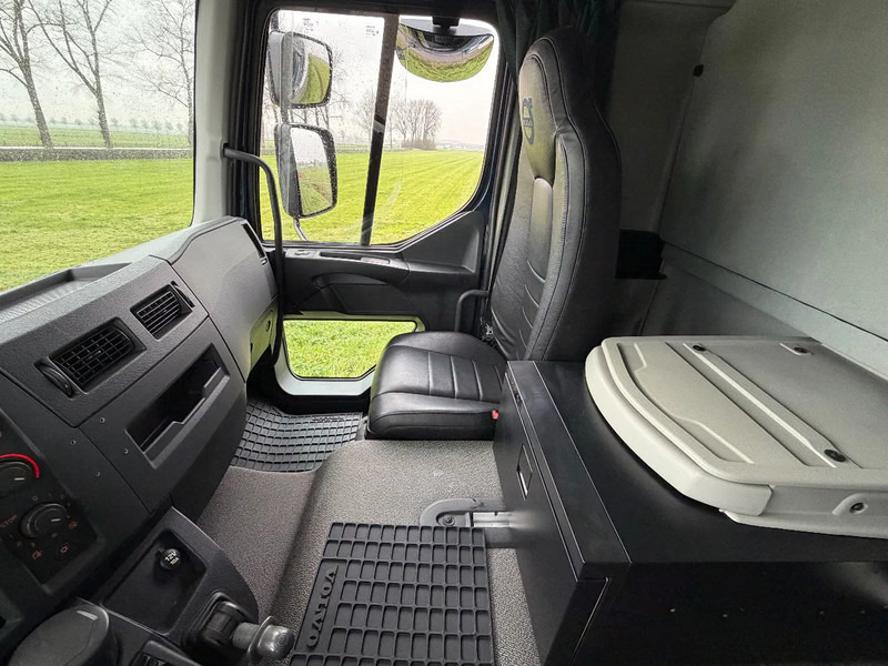 Camión caja cerrada Volvo FL FL240.12 EURO6. 11-2021: foto 20