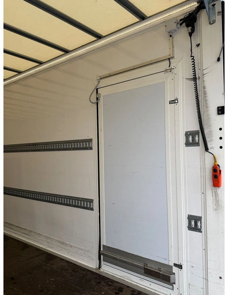 Camión caja cerrada Volvo FL FL240.12 EURO6. 11-2021: foto 17