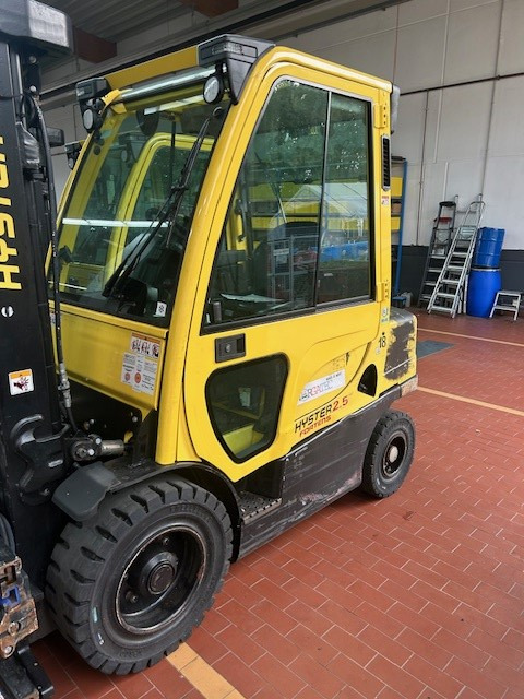 Hyster H2.5FT - Carretilla elevadora diésel: foto 1 Hyster H2.5FT - Carretilla elevadora diésel: foto 1