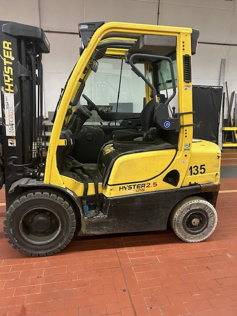 Hyster H2.5FT - Carretilla elevadora diésel: foto 1 Hyster H2.5FT - Carretilla elevadora diésel: foto 1