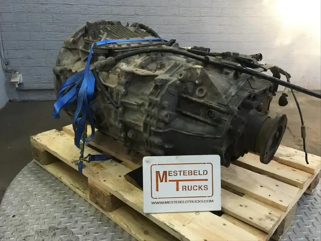 DAF Versnellingsbak 12 AS 2130 T - Caja de cambios y piezas para Camión: foto 1 DAF Versnellingsbak 12 AS 2130 T - Caja de cambios y piezas para Camión: foto 1