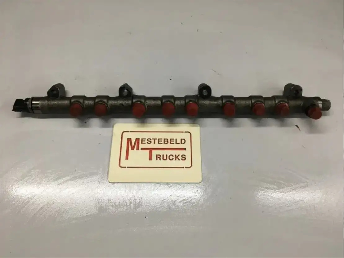 Iveco Brandstof drukbuis cursor euro 6 - Sistema de combustible para Camión: foto 1 Iveco Brandstof drukbuis cursor euro 6 - Sistema de combustible para Camión: foto 1