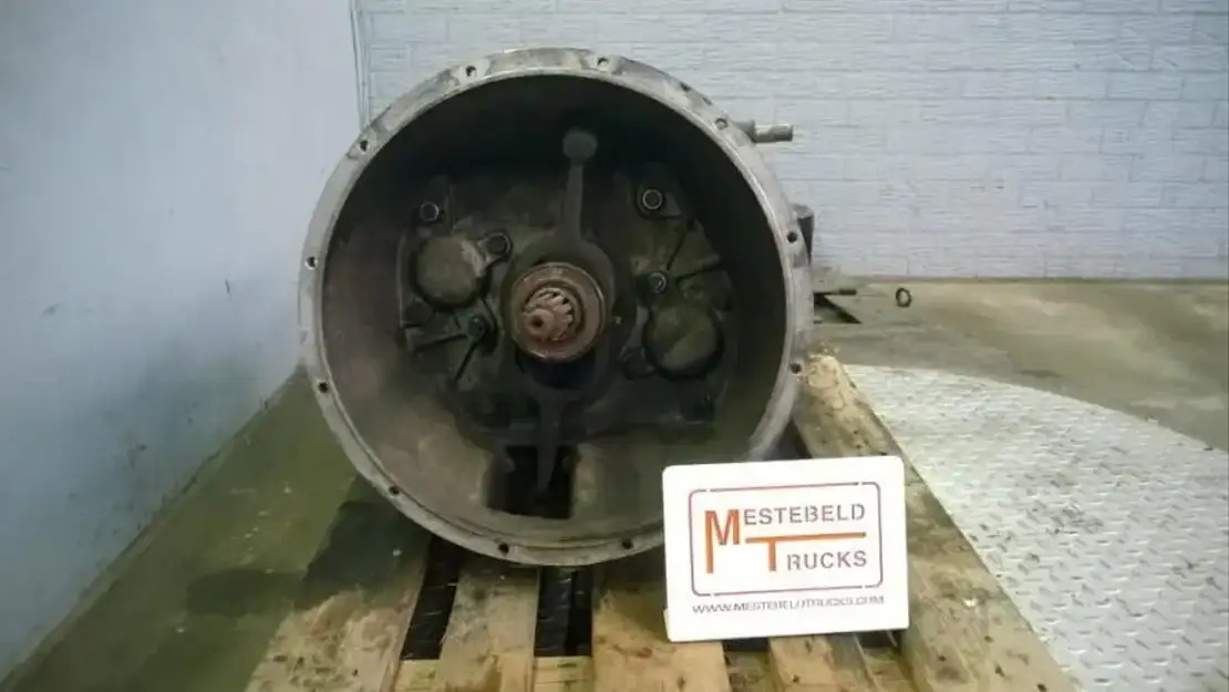 MAN Versnellingsbak Eaton RT11613 - Caja de cambios y piezas para Camión: foto 2 MAN Versnellingsbak Eaton RT11613 - Caja de cambios y piezas para Camión: foto 2