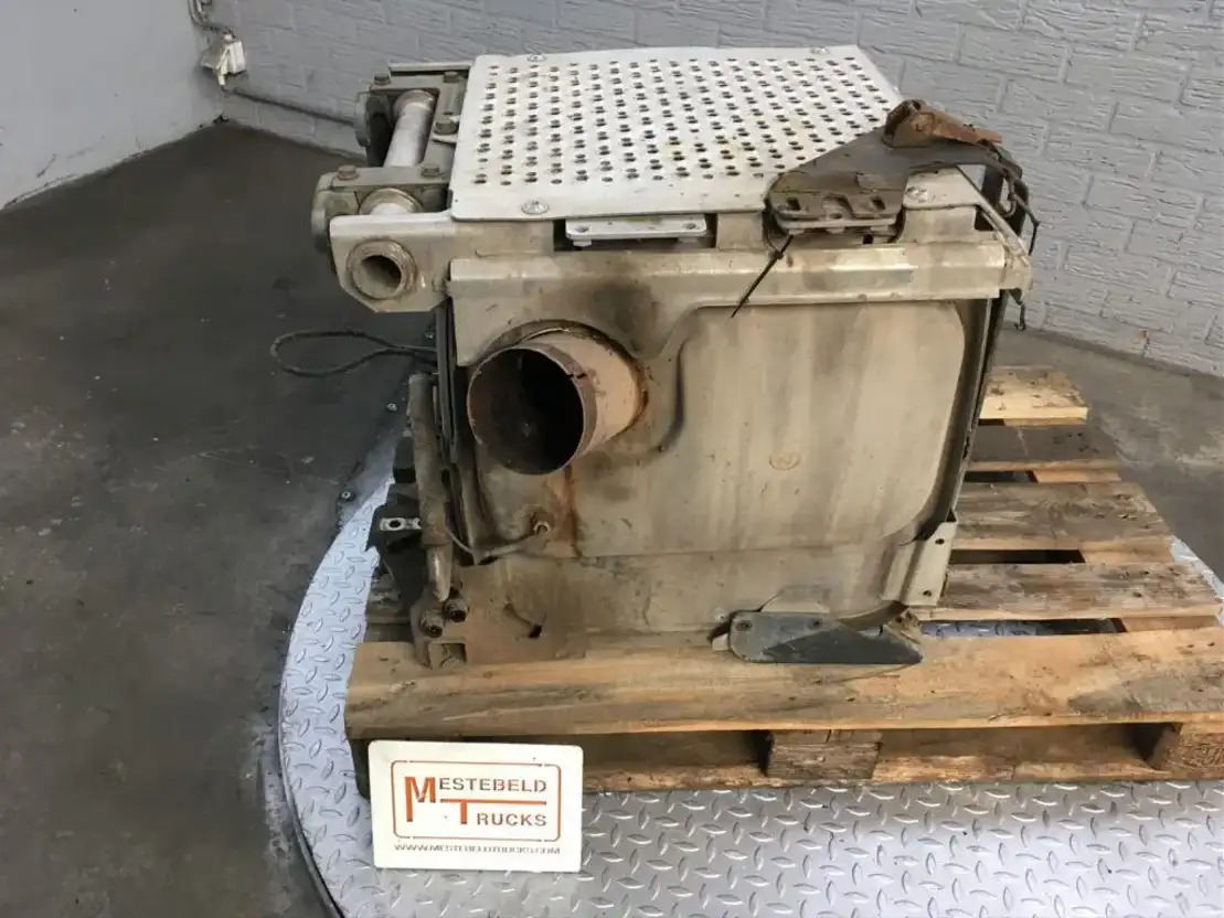 Mercedes-Benz Katalysator - Sistema de escape para Camión: foto 2 Mercedes-Benz Katalysator - Sistema de escape para Camión: foto 2