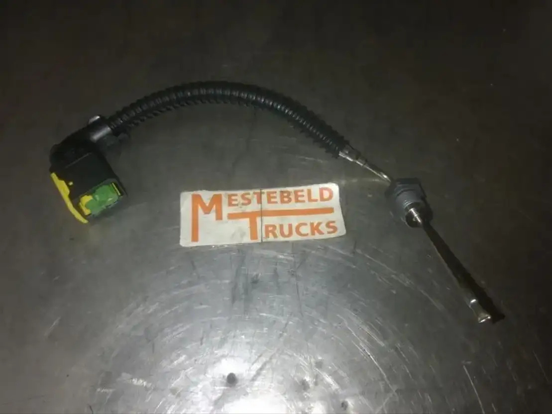 Mercedes-Benz Temperatruursensor Katalysator - Sistema eléctrico para Camión: foto 1 Mercedes-Benz Temperatruursensor Katalysator - Sistema eléctrico para Camión: foto 1
