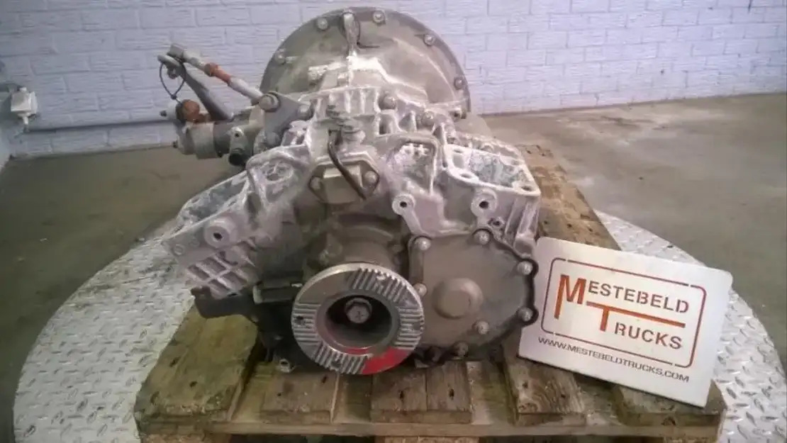 Mercedes-Benz Versnellingsbakbak G6-60 - Caja de cambios y piezas para Camión: foto 2 Mercedes-Benz Versnellingsbakbak G6-60 - Caja de cambios y piezas para Camión: foto 2