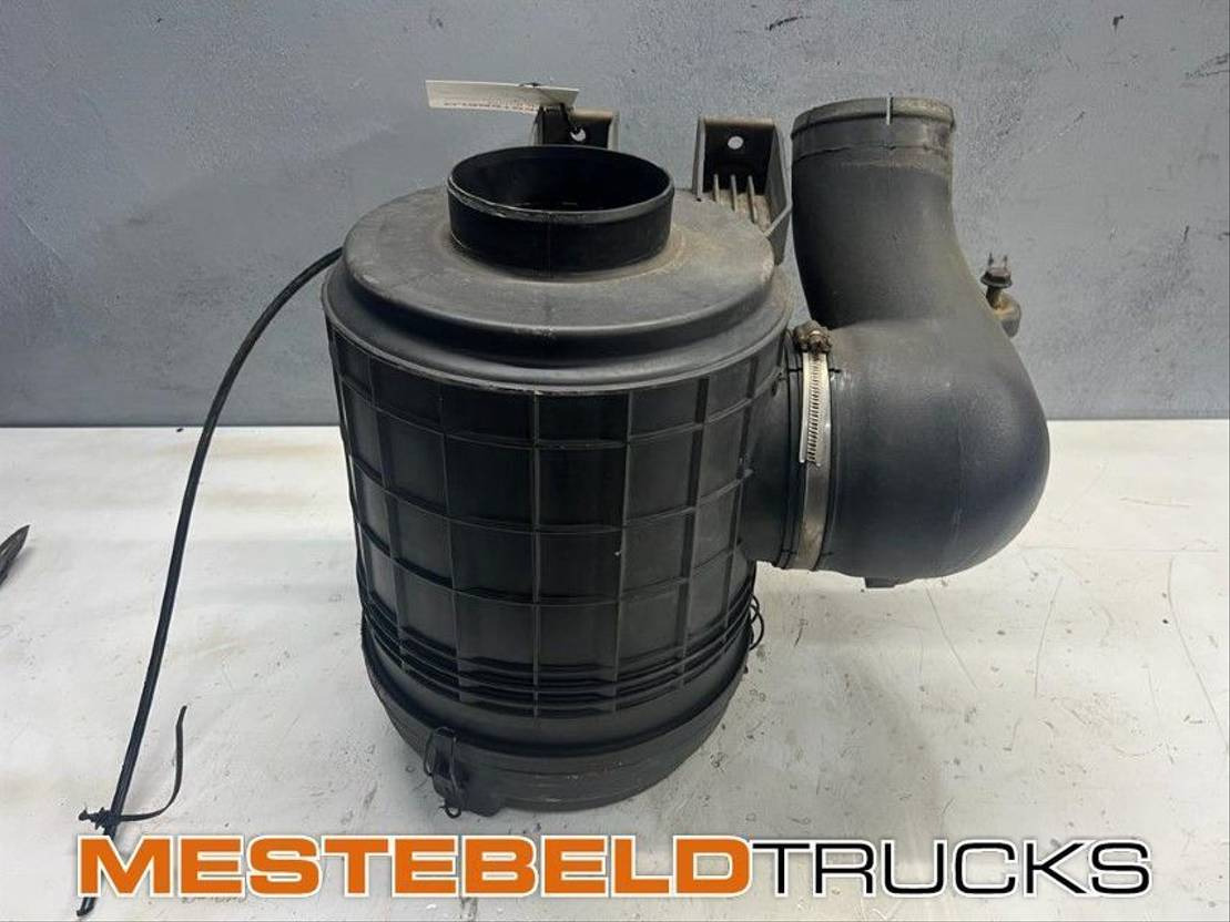 Renault Luchtfilterhuis - Filtro de aire para Camión: foto 1 Renault Luchtfilterhuis - Filtro de aire para Camión: foto 1