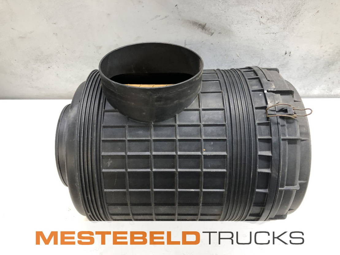 Renault Luchtfilterhuis - Filtro de aire para Camión: foto 1 Renault Luchtfilterhuis - Filtro de aire para Camión: foto 1