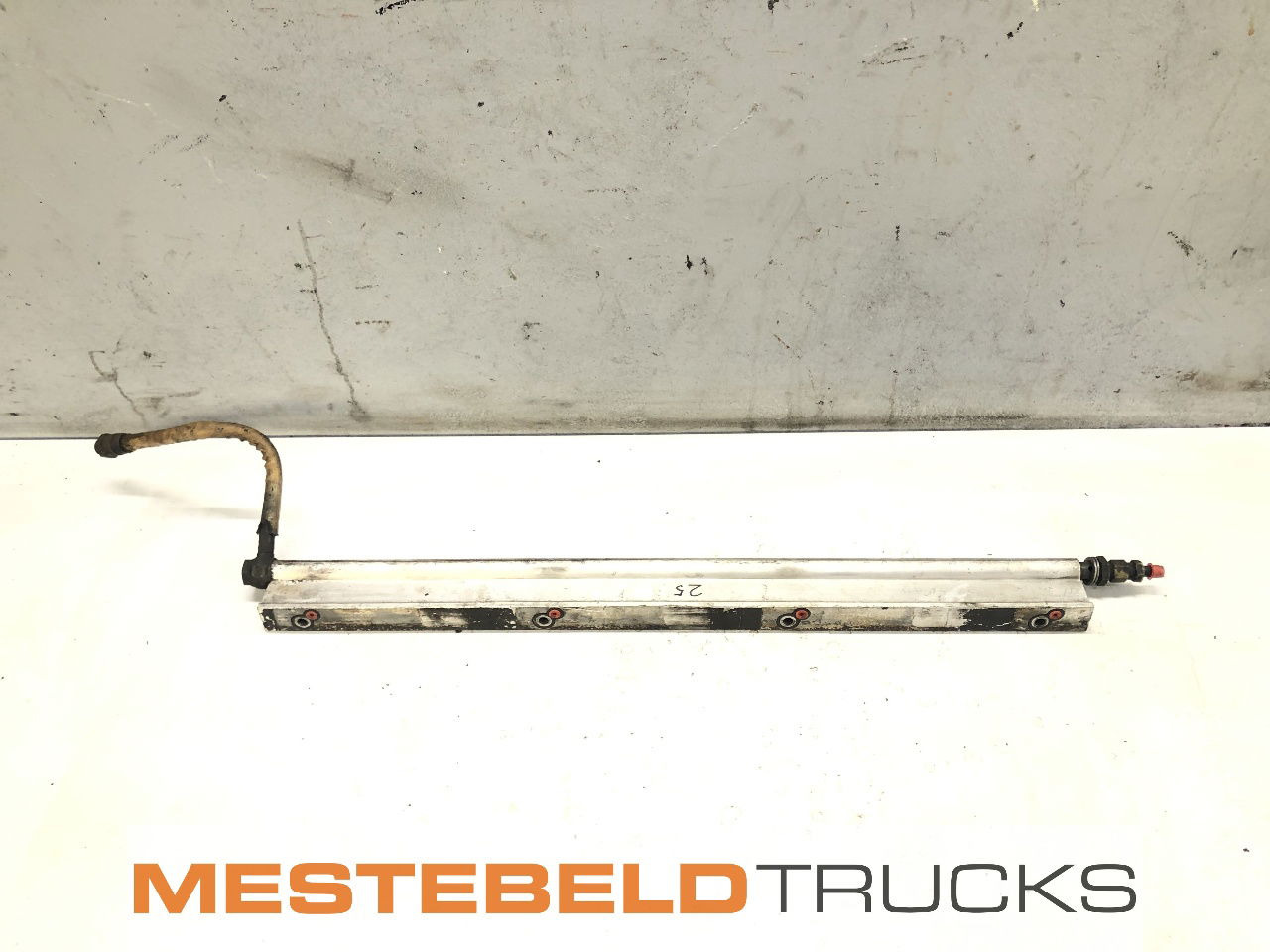 Scania Brandstofleiding DC1602L01 - Sistema de combustible para Camión: foto 1 Scania Brandstofleiding DC1602L01 - Sistema de combustible para Camión: foto 1