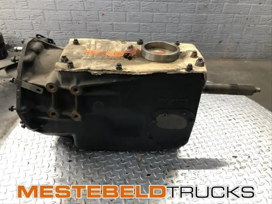 Scania GRS 890 R - Caja de cambios y piezas para Camión: foto 2 Scania GRS 890 R - Caja de cambios y piezas para Camión: foto 2