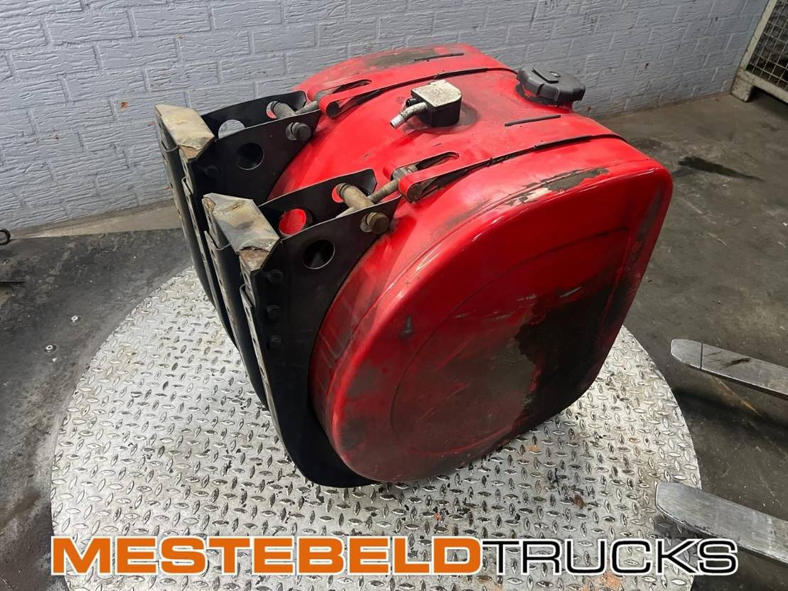 Volvo Brandstoftank 240 liter - Sistema de combustible para Camión: foto 2 Volvo Brandstoftank 240 liter - Sistema de combustible para Camión: foto 2