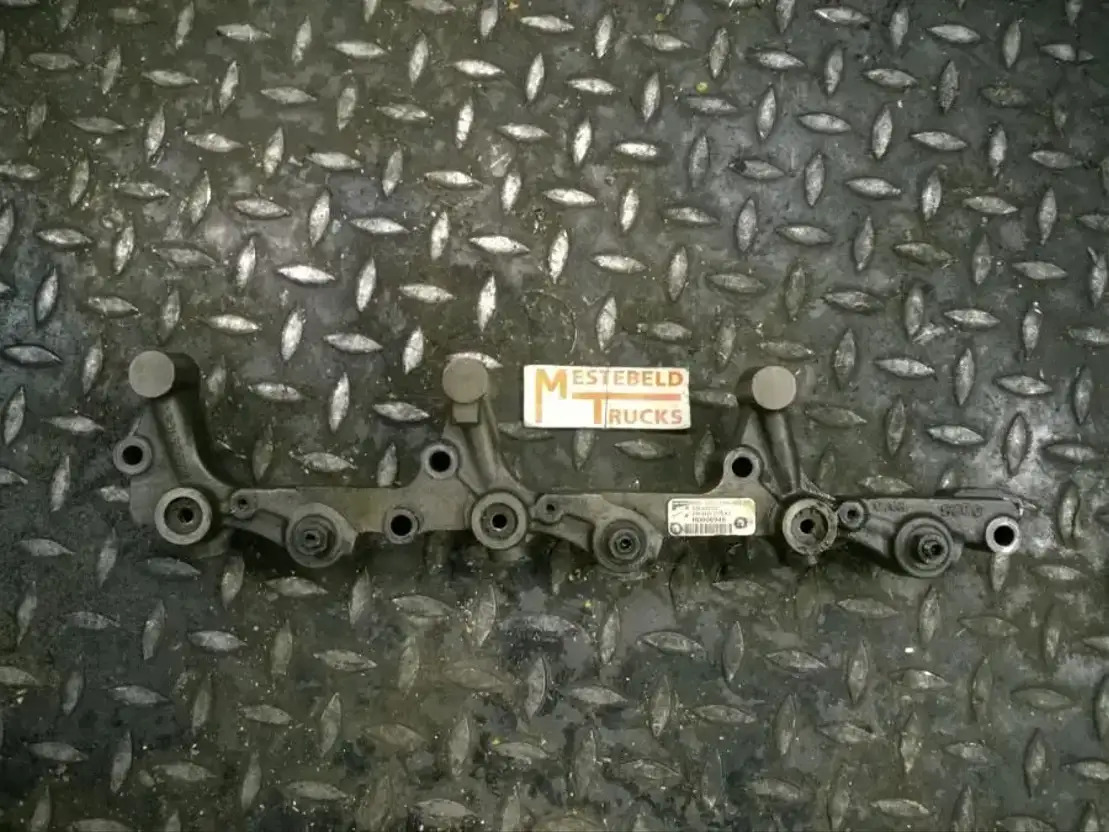 Volvo Motorrem cilinder 1-3 D7E EAE3 - Motor y piezas para Camión: foto 1 Volvo Motorrem cilinder 1-3 D7E EAE3 - Motor y piezas para Camión: foto 1