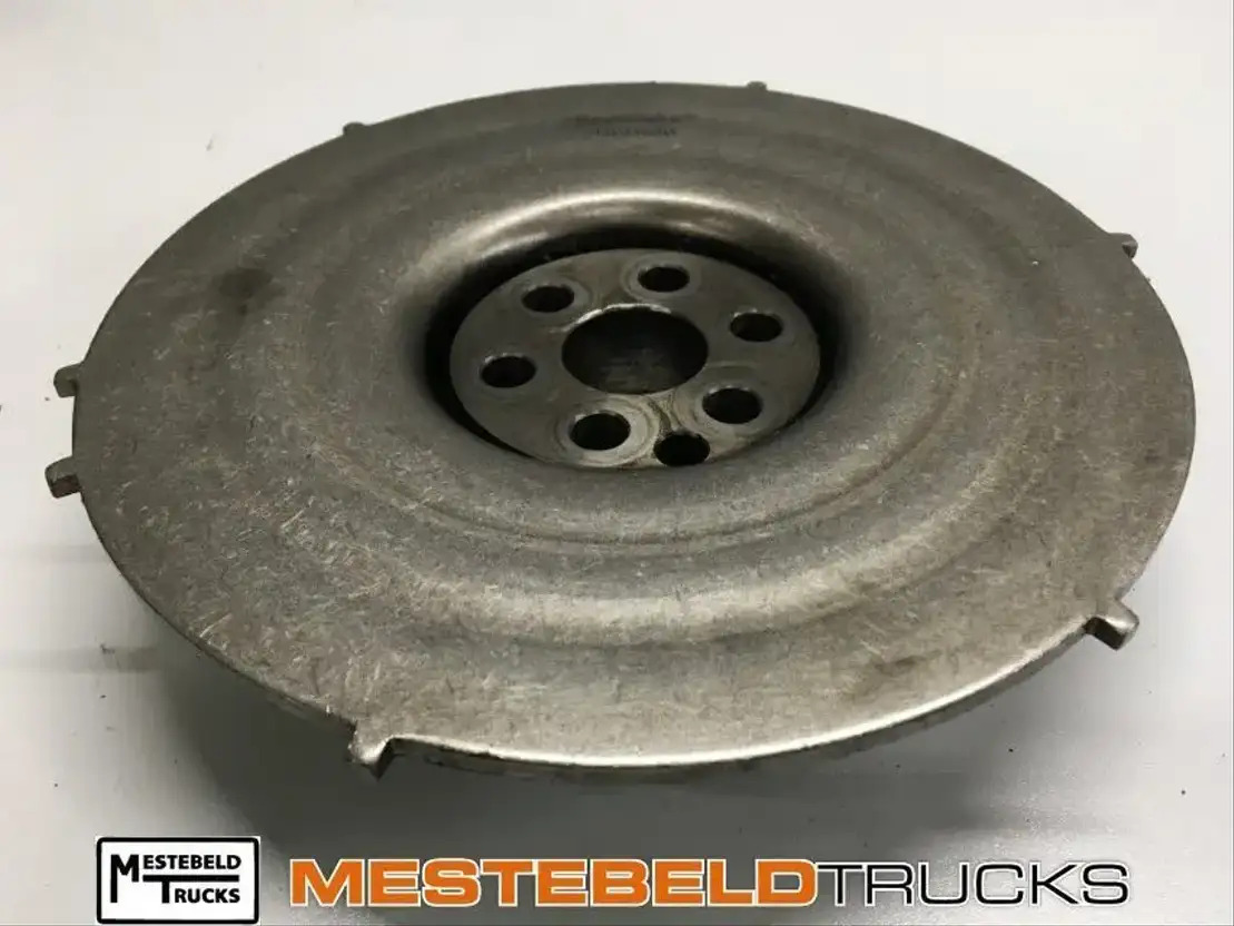 Volvo N okkenaswiel met vulstuk - Motor y piezas para Camión: foto 1 Volvo N okkenaswiel met vulstuk - Motor y piezas para Camión: foto 1