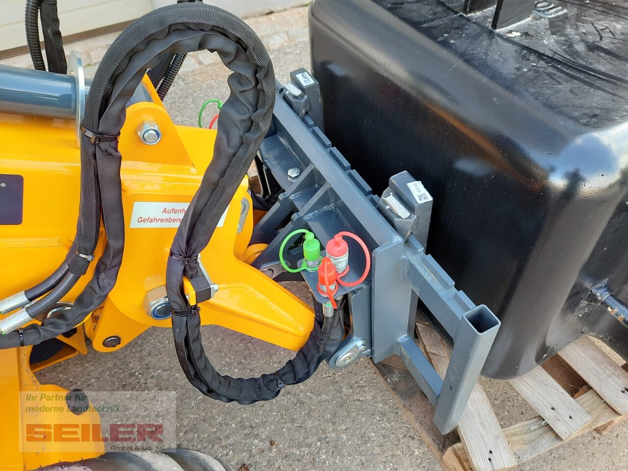 Cargadora articulada Knikmops KM 125 TE: foto 10