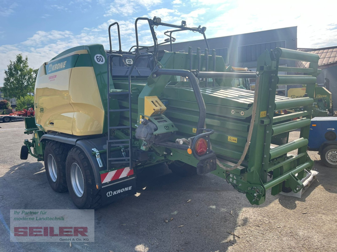 Krone Big Pack 1270 VC Gen5 Multi-Bale - Empacadora de pacas cuadradas: foto 3 Krone Big Pack 1270 VC Gen5 Multi-Bale - Empacadora de pacas cuadradas: foto 3