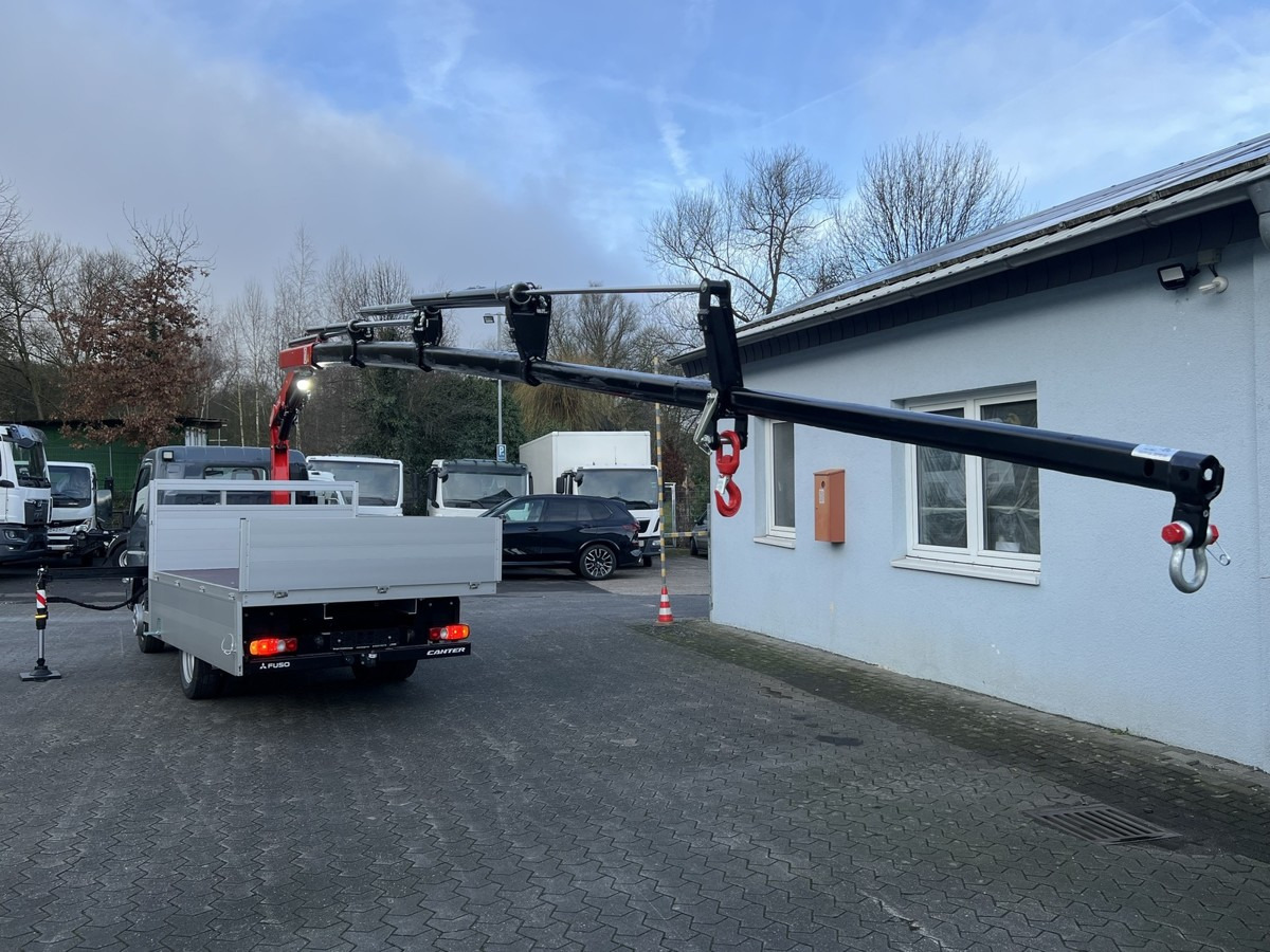 FUSO 6S15 Pritsche 3.0m Kran 4xhydr. Funk! - Furgoneta caja abierta: foto 4 FUSO 6S15 Pritsche 3.0m Kran 4xhydr. Funk! - Furgoneta caja abierta: foto 4