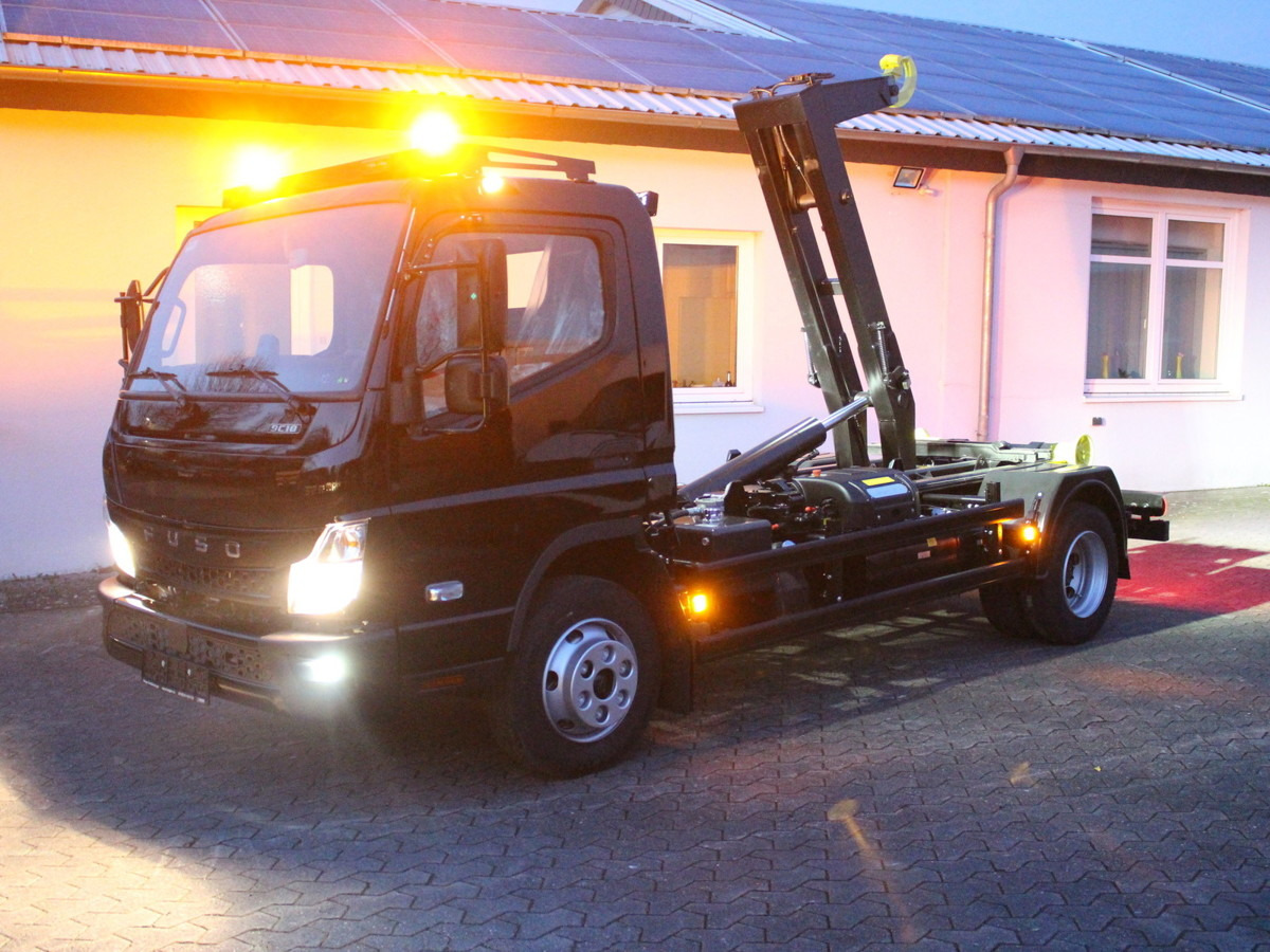FUSO Canter FUSO 9C18 Duonic City Abrollkipper Black - Camión multibasculante, Camión grúa: foto 2 FUSO Canter FUSO 9C18 Duonic City Abrollkipper Black - Camión multibasculante, Camión grúa: foto 2