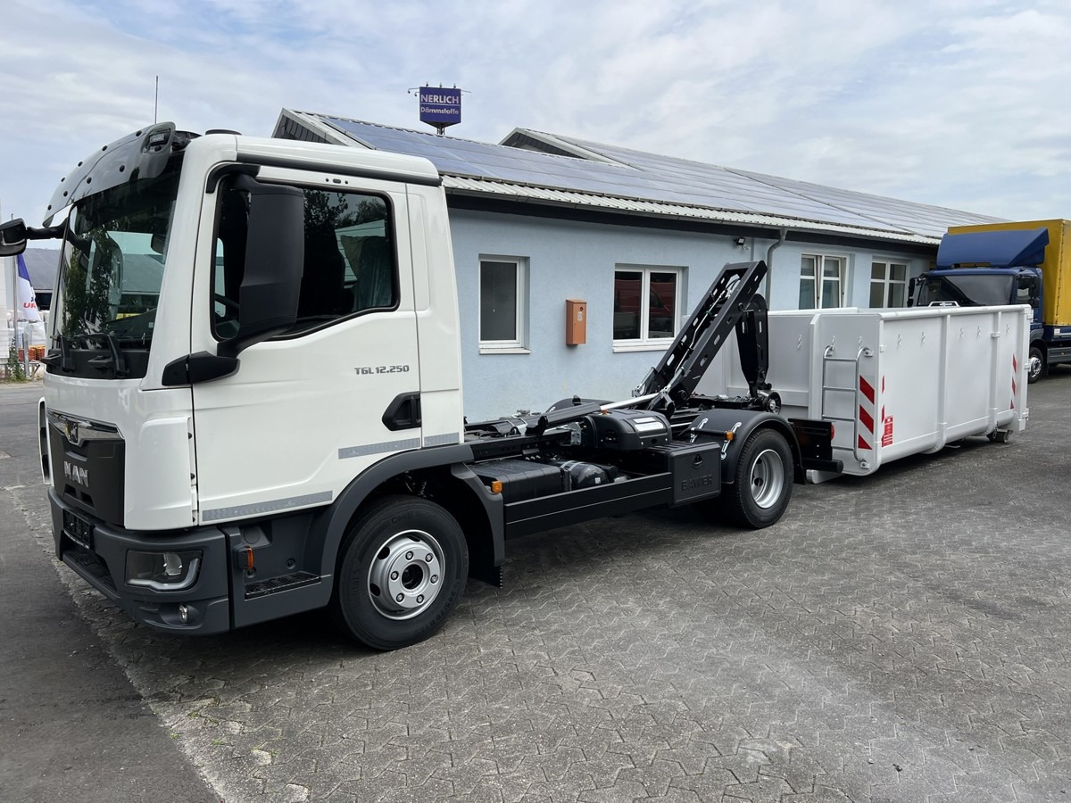 MAN TGL 12.250 BL NEU City Abrollkipper PowerMatic s - Camión multibasculante: foto 5 MAN TGL 12.250 BL NEU City Abrollkipper PowerMatic s - Camión multibasculante: foto 5