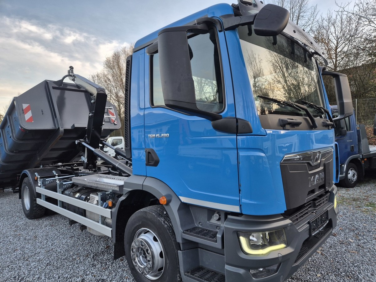 MAN TGM 15.290 BL Tipmatic Abrollkipper Mod.2021 - Camión multibasculante: foto 2 MAN TGM 15.290 BL Tipmatic Abrollkipper Mod.2021 - Camión multibasculante: foto 2