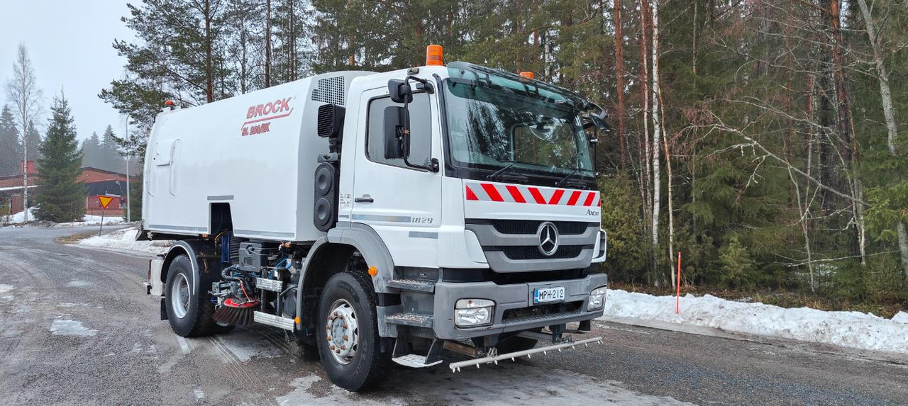 Brock SL280/2K MB Axor 1829 - Barredora vial: foto 1 Brock SL280/2K MB Axor 1829 - Barredora vial: foto 1