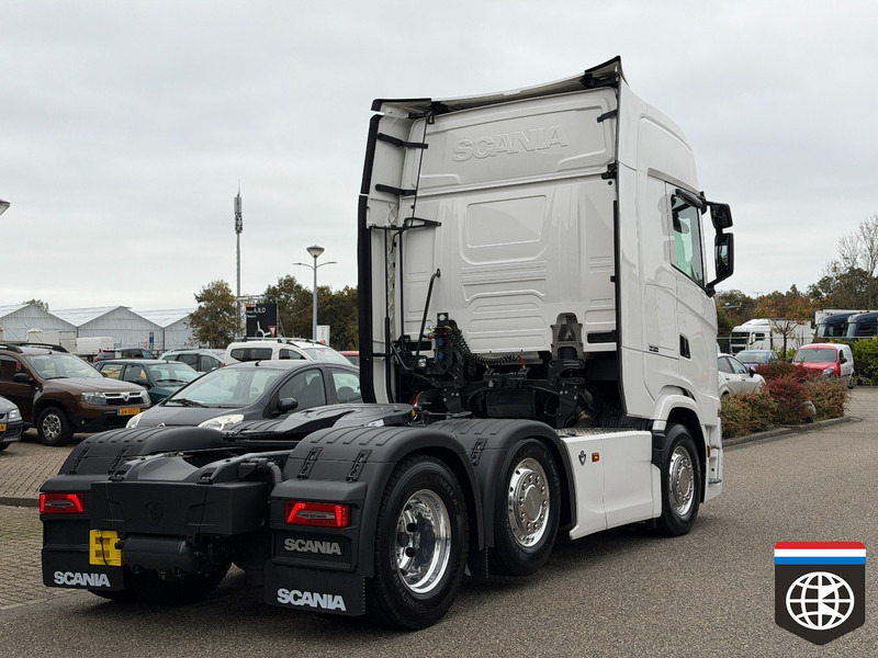 Scania 590 S 6X2/4 - Full air - Retarder PTO - SLIDE fifth wheel - King of the Road - Cabeza tractora: foto 3 Scania 590 S 6X2/4 - Full air - Retarder PTO - SLIDE fifth wheel - King of the Road - Cabeza tractora: foto 3