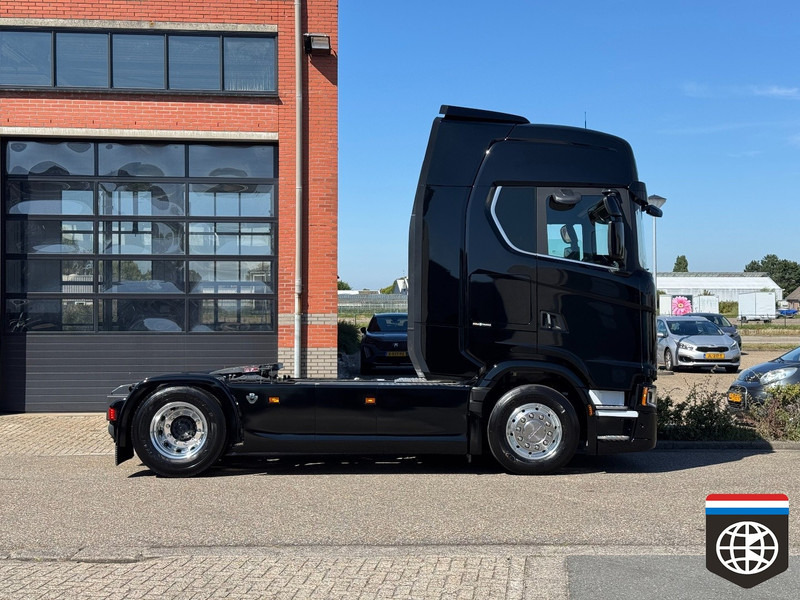 Scania 590 S King of the Road - FULL AIR - NEW TRUCK! - Cabeza tractora: foto 4 Scania 590 S King of the Road - FULL AIR - NEW TRUCK! - Cabeza tractora: foto 4