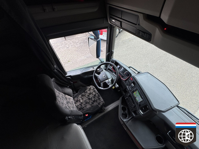 Scania R 520 EURO 6 D - PTO - 2x TANK - SKIRTS - Cabeza tractora: foto 4 Scania R 520 EURO 6 D - PTO - 2x TANK - SKIRTS - Cabeza tractora: foto 4