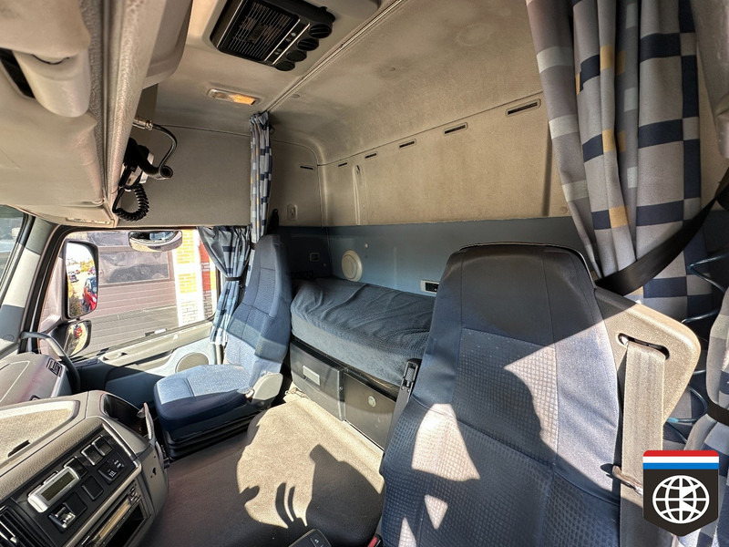 Cabeza tractora Volvo FM 370 EEV 4X2 NIGHT A/C - AUTOMATIC - EURO 5: foto 10