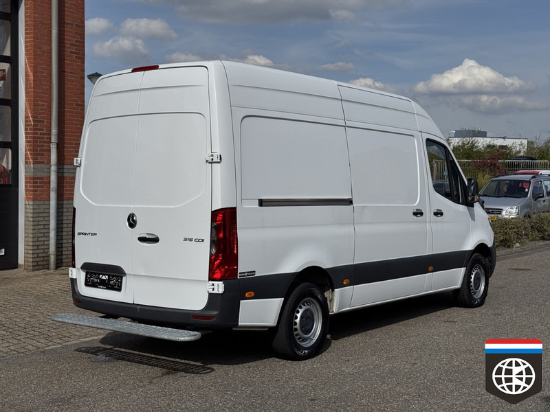 Mercedes-Benz Sprinter 315 RWD - Man - A/C - ACC - Furgoneta pequeña: foto 5 Mercedes-Benz Sprinter 315 RWD - Man - A/C - ACC - Furgoneta pequeña: foto 5