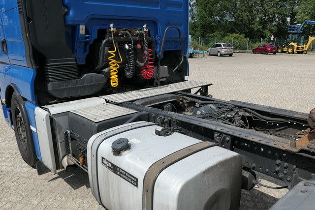 MAN 18.400 TGX 4x2, Klima, Kein AdBlue, Schlafliege - Cabeza tractora: foto 4 MAN 18.400 TGX 4x2, Klima, Kein AdBlue, Schlafliege - Cabeza tractora: foto 4