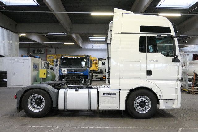 MAN 18.500 TGX/ZF-Intarder/Navi/Kühlbox - Cabeza tractora: foto 2 MAN 18.500 TGX/ZF-Intarder/Navi/Kühlbox - Cabeza tractora: foto 2